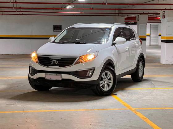 KIA SPORTAGE 2.0 LX 4X2 16V GASOLINA 4P AUTOMÁTICO